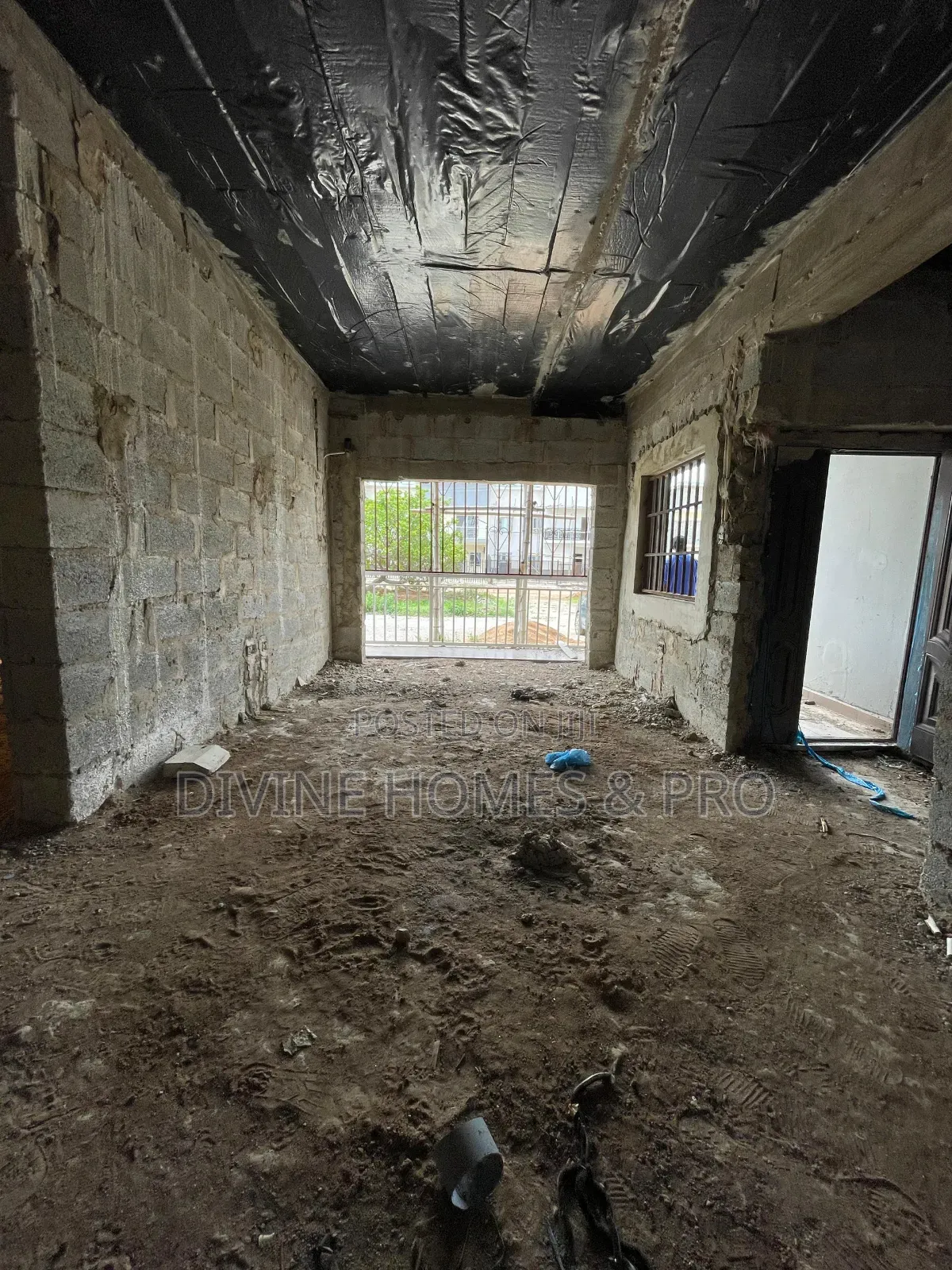 1bdrm Block of Flats in Kubwa for sale in Kubwa
