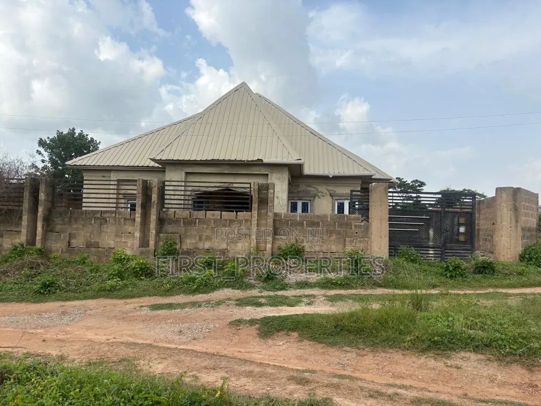Furnished 3bdrm Bungalow in Omi Adio, Ibadan for sale in Ibadan