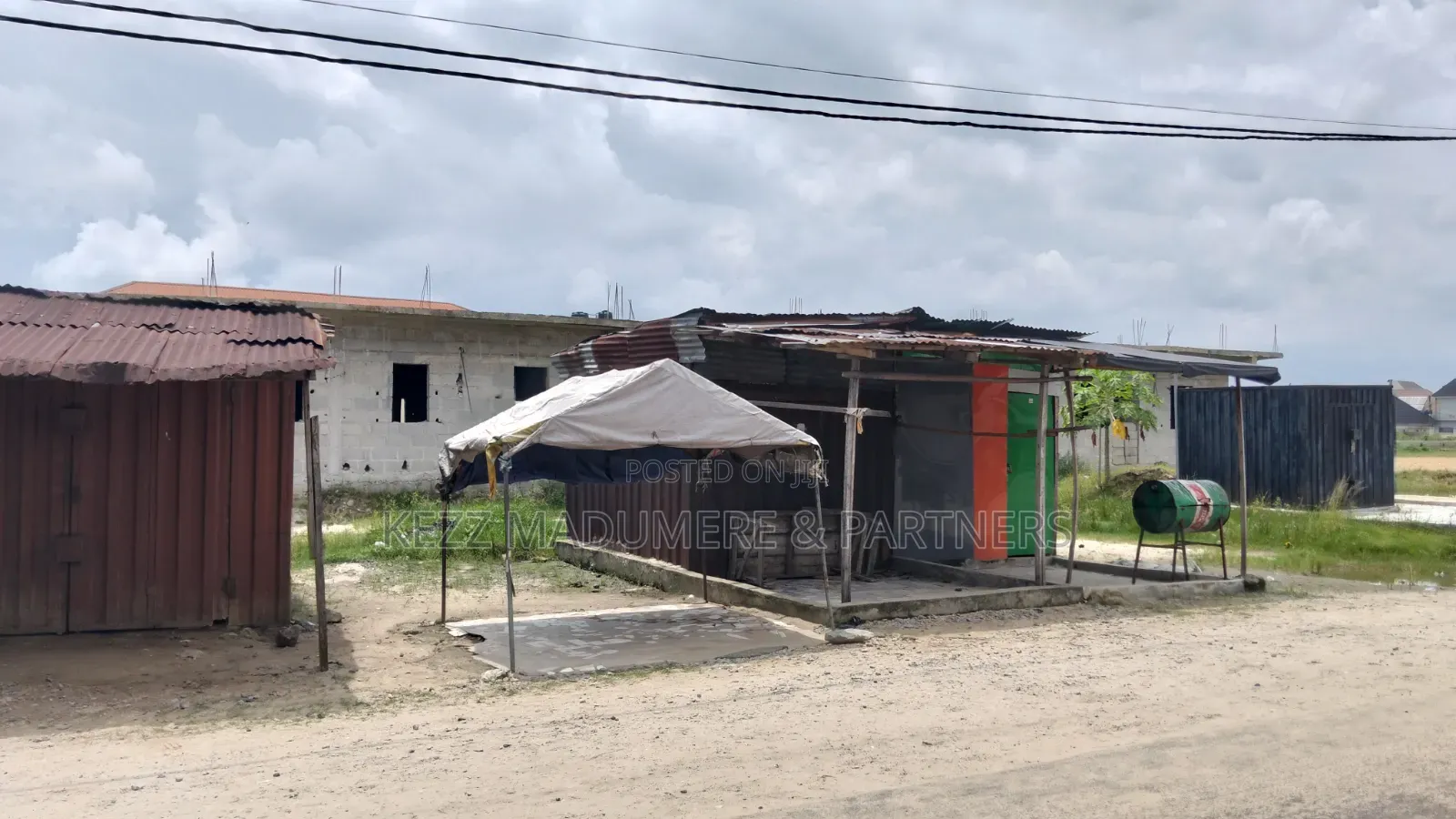 For Sale : 1 Plot on Sars Major Road , Ph in Rukpokwu