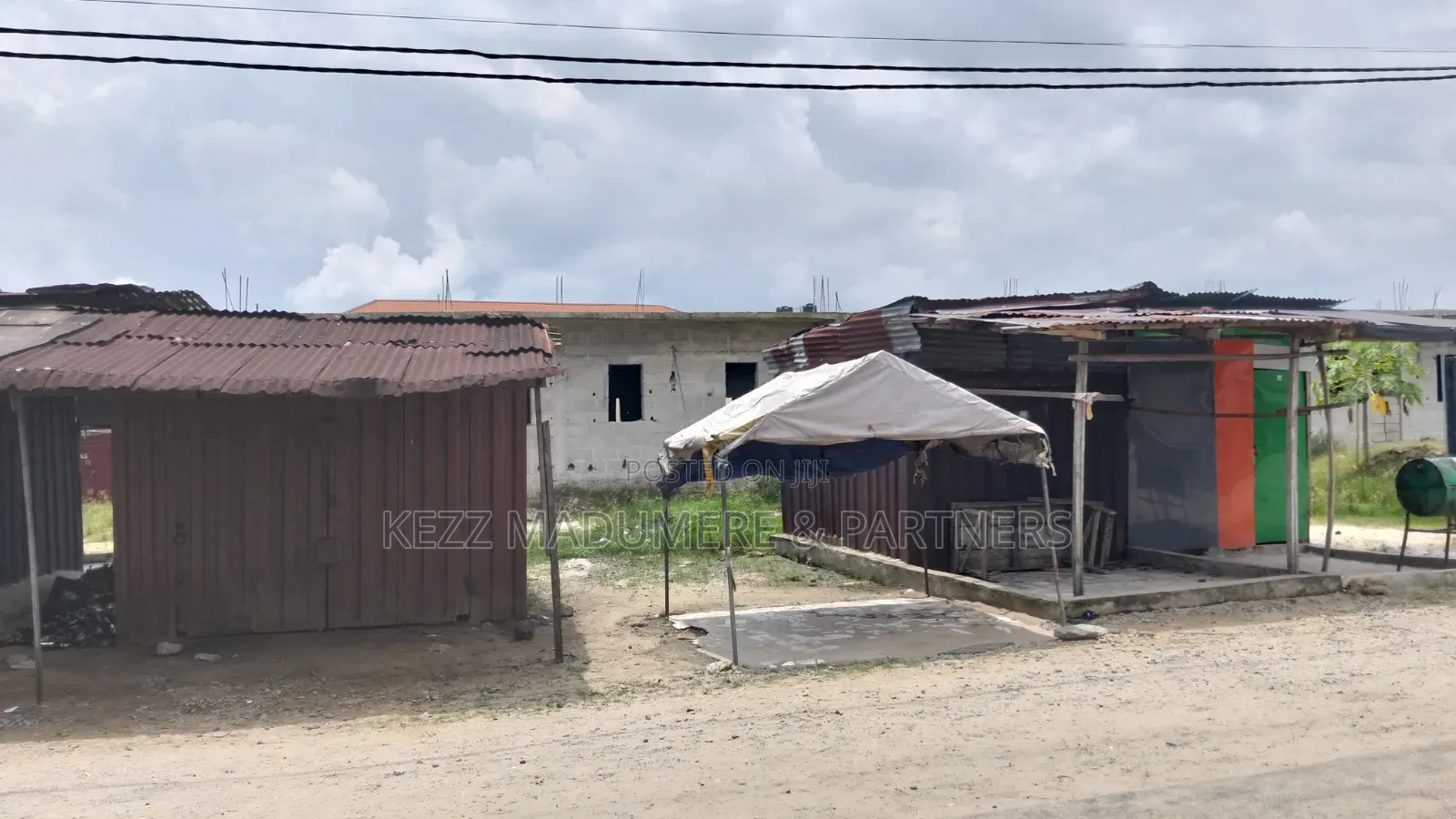 For Sale : 1 Plot on Sars Major Road , Ph in Rukpokwu
