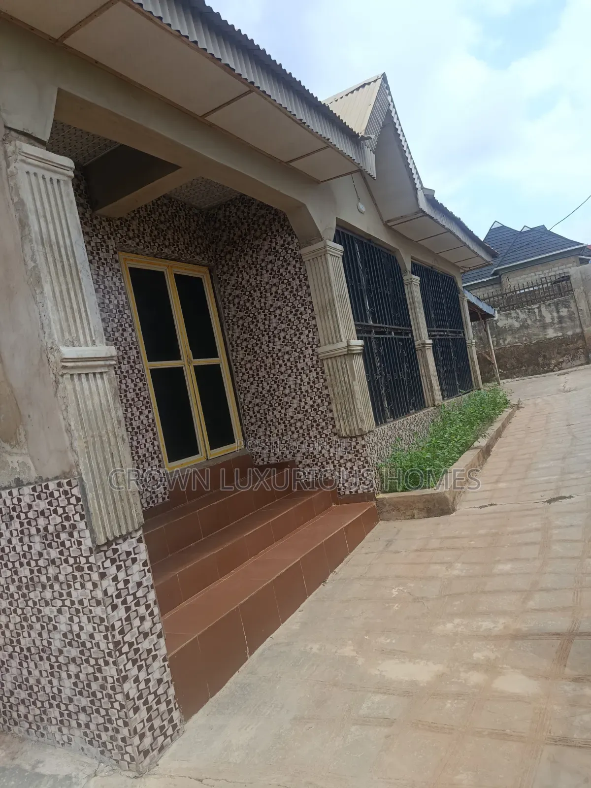 3bdrm Bungalow in Diamond Estate, Ibadan for sale in Ibadan