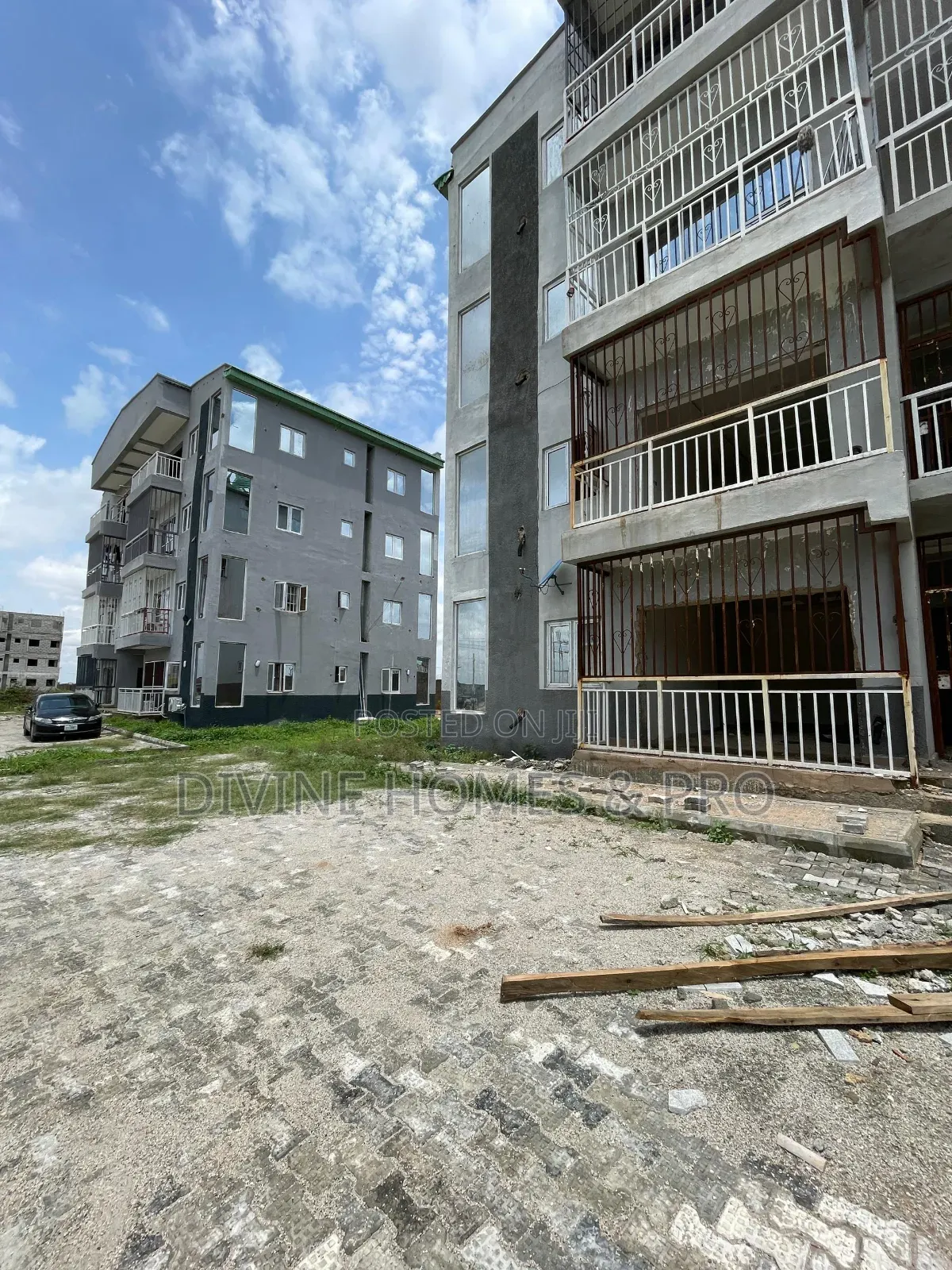 3bdrm Block of Flats in Kubwa for sale in Kubwa