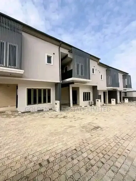 4bdrm Duplex in Maitama for sale in Maitama