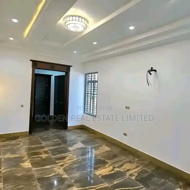 7bdrm Mansion in Asokoro for sale in Asokoro
