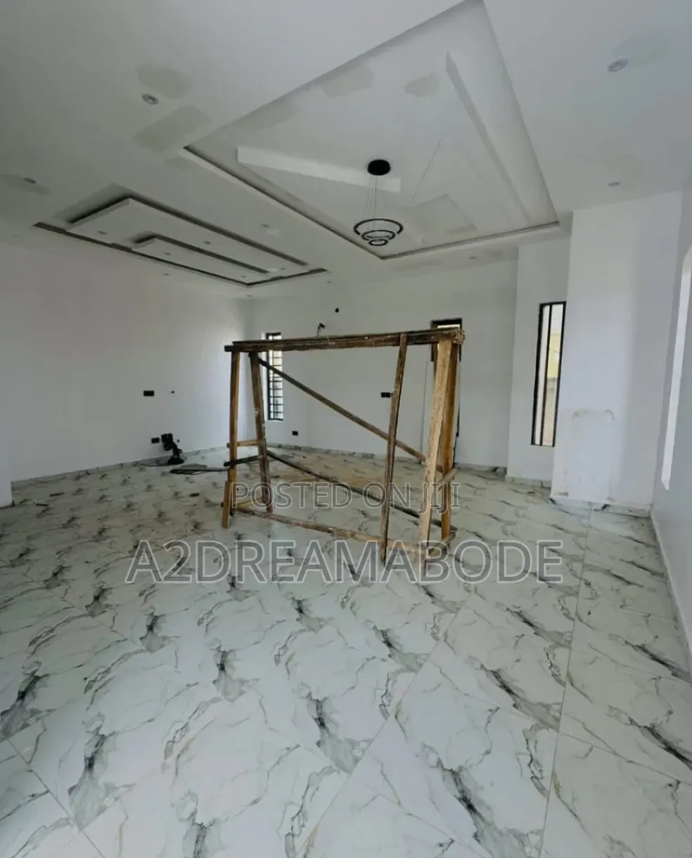 5bdrm Duplex in Magodo Phase 1 for sale in GRA Phase 1