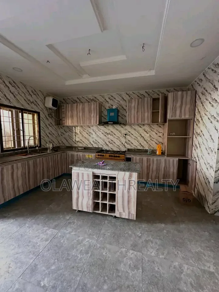 4bdrm Duplex in Life Camp for rent in Life Camp