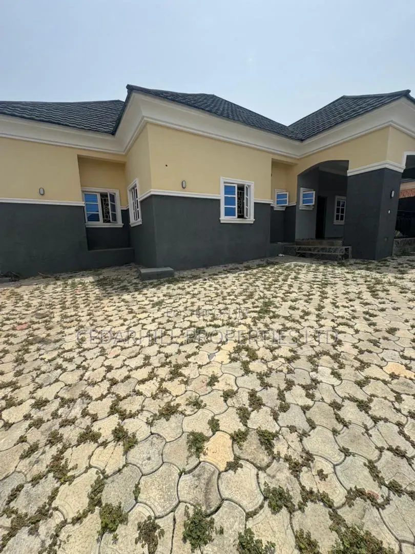 4bdrm Bungalow in Mab Global, Gwarinpa for rent in Gwarinpa