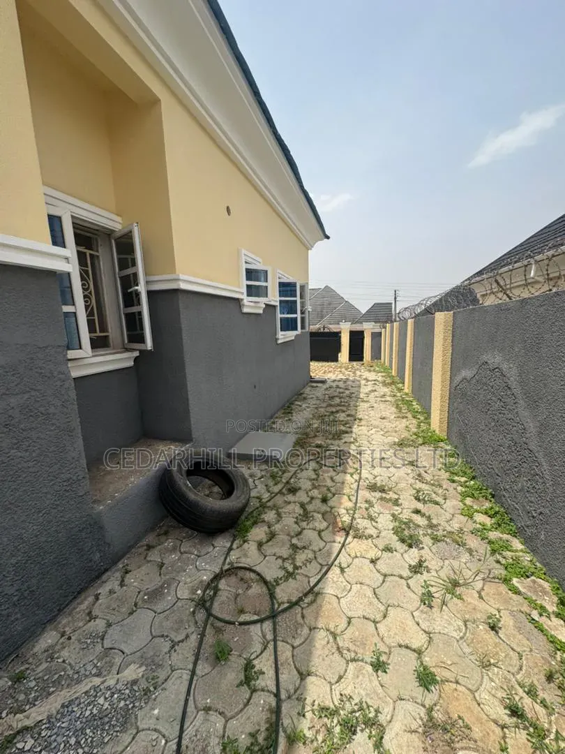 4bdrm Bungalow in Mab Global, Gwarinpa for rent in Gwarinpa