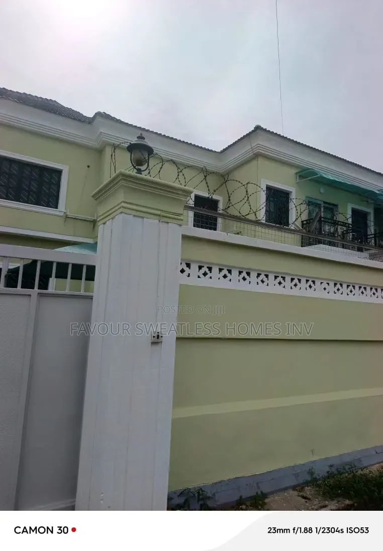 4bdrm Duplex in Magodo Ph1 Gra for rent in GRA Phase 1