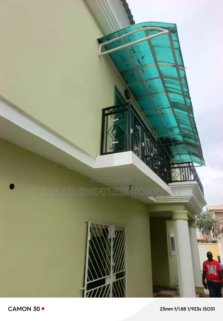 4bdrm Duplex in Magodo Ph1 Gra for rent in GRA Phase 1