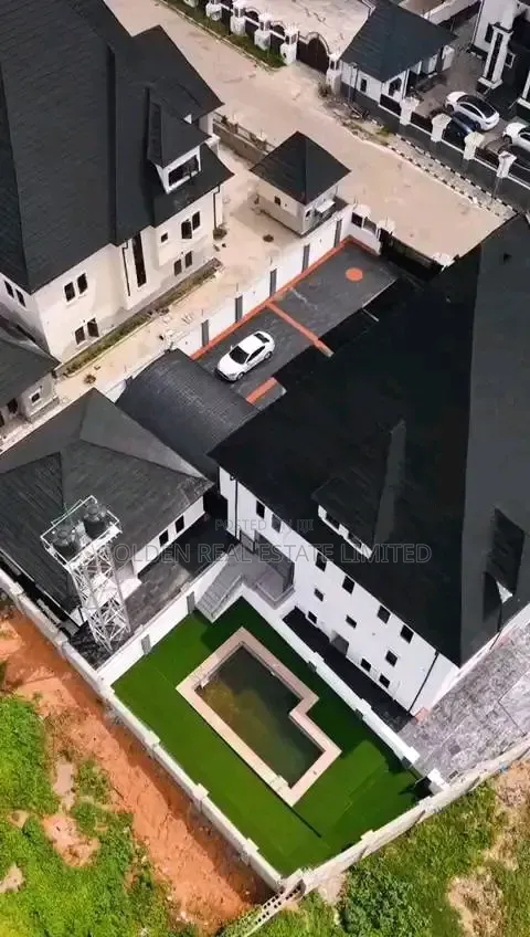 7bdrm Mansion in Dape for sale in Dape