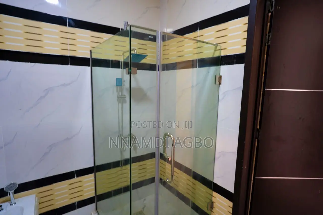 3bdrm Duplex in Lekki Phase 1 for rent in Lekki Phase 1