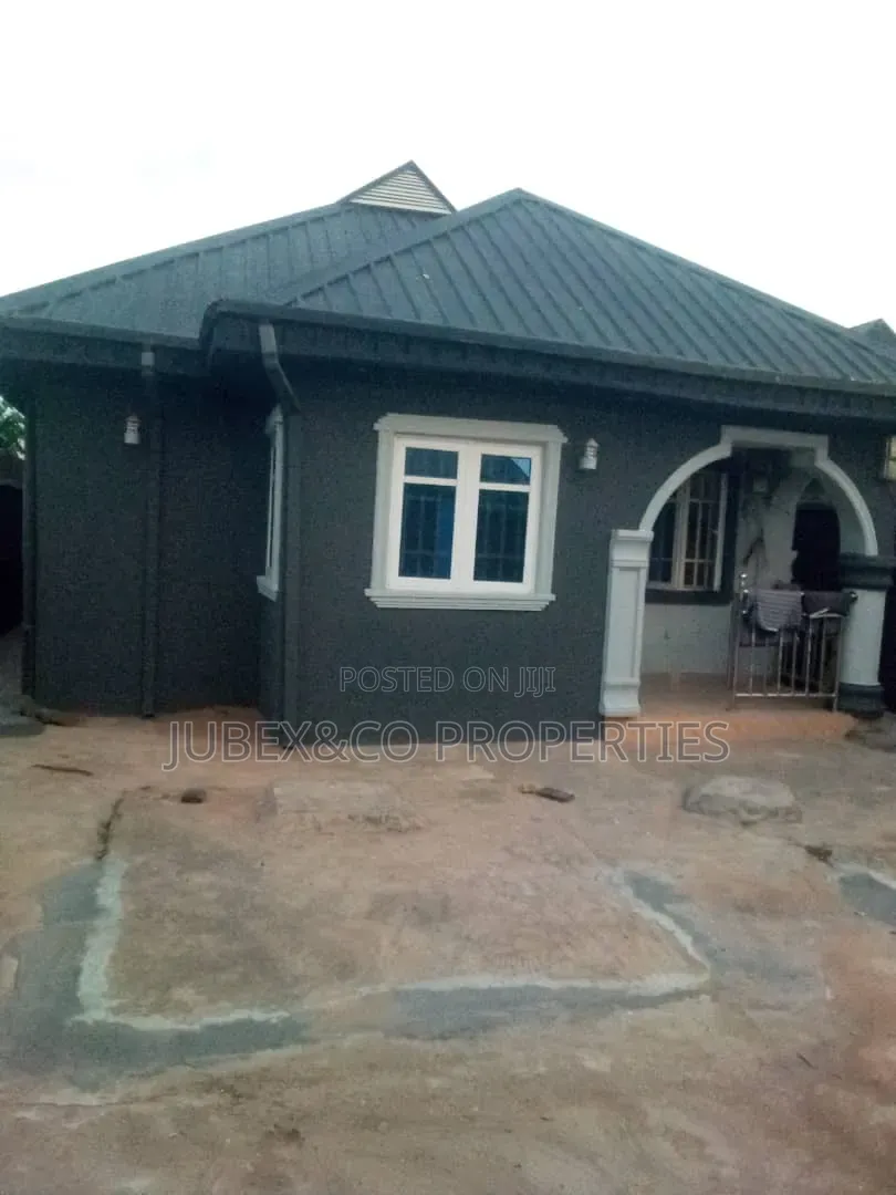 2bdrm Block of Flats in Powerline Iyana for sale in Ado-Odo/Ota