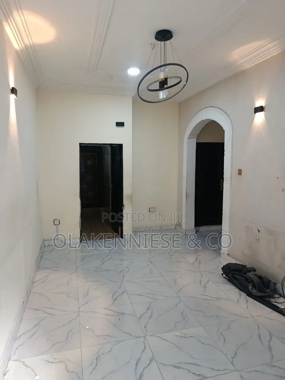 2bdrm Block of Flats in Olaleye Newtown, Iponri for rent in Iponri