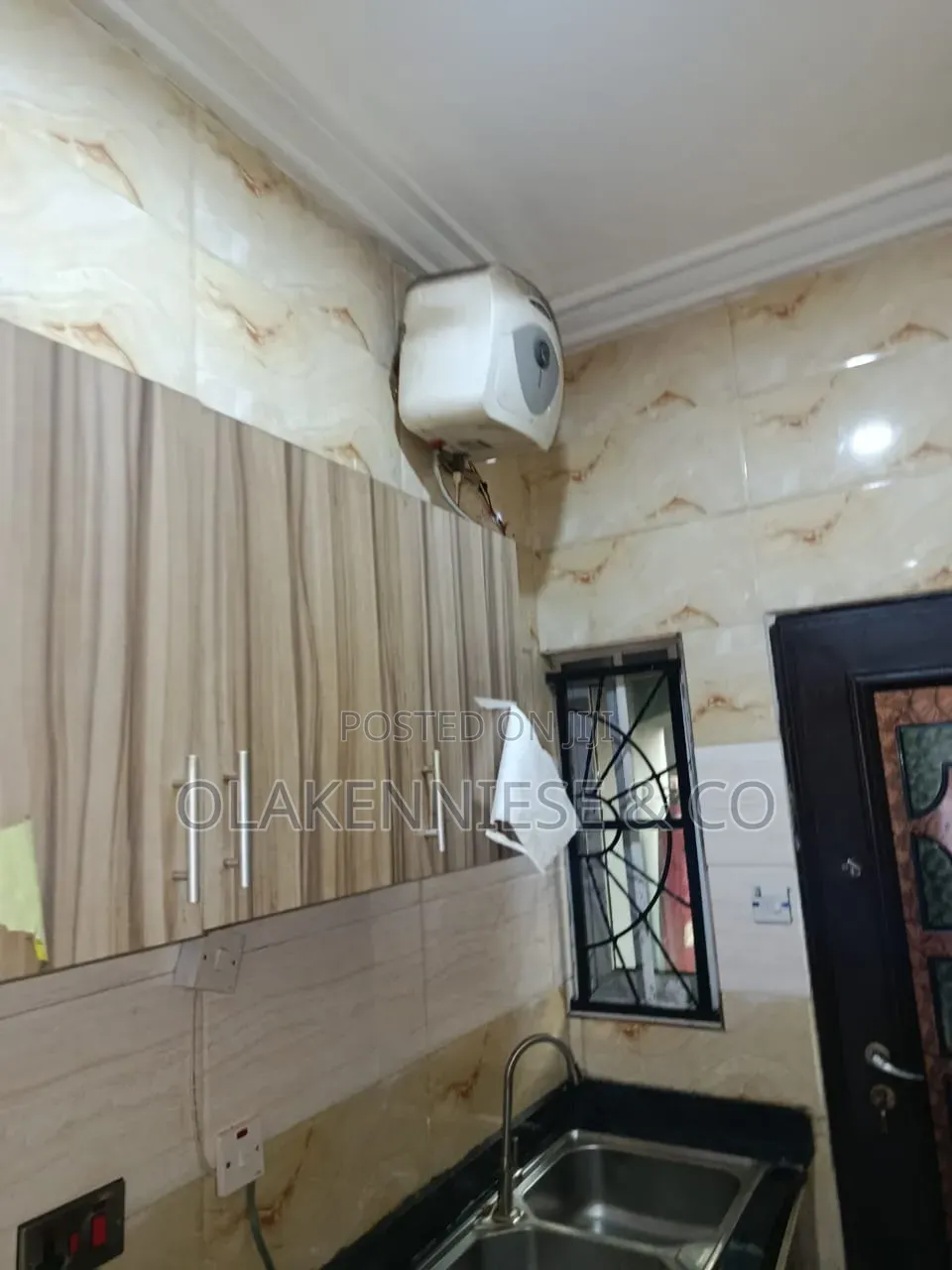 2bdrm Block of Flats in Olaleye Newtown, Iponri for rent in Iponri