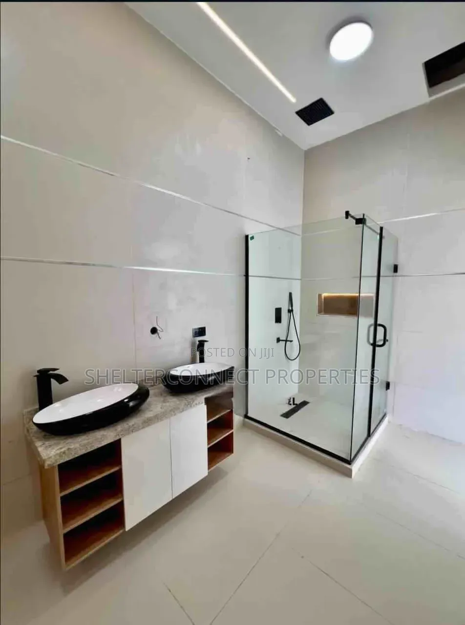 4bdrm Duplex in Ado / Ajah for sale in Ado / Ajah