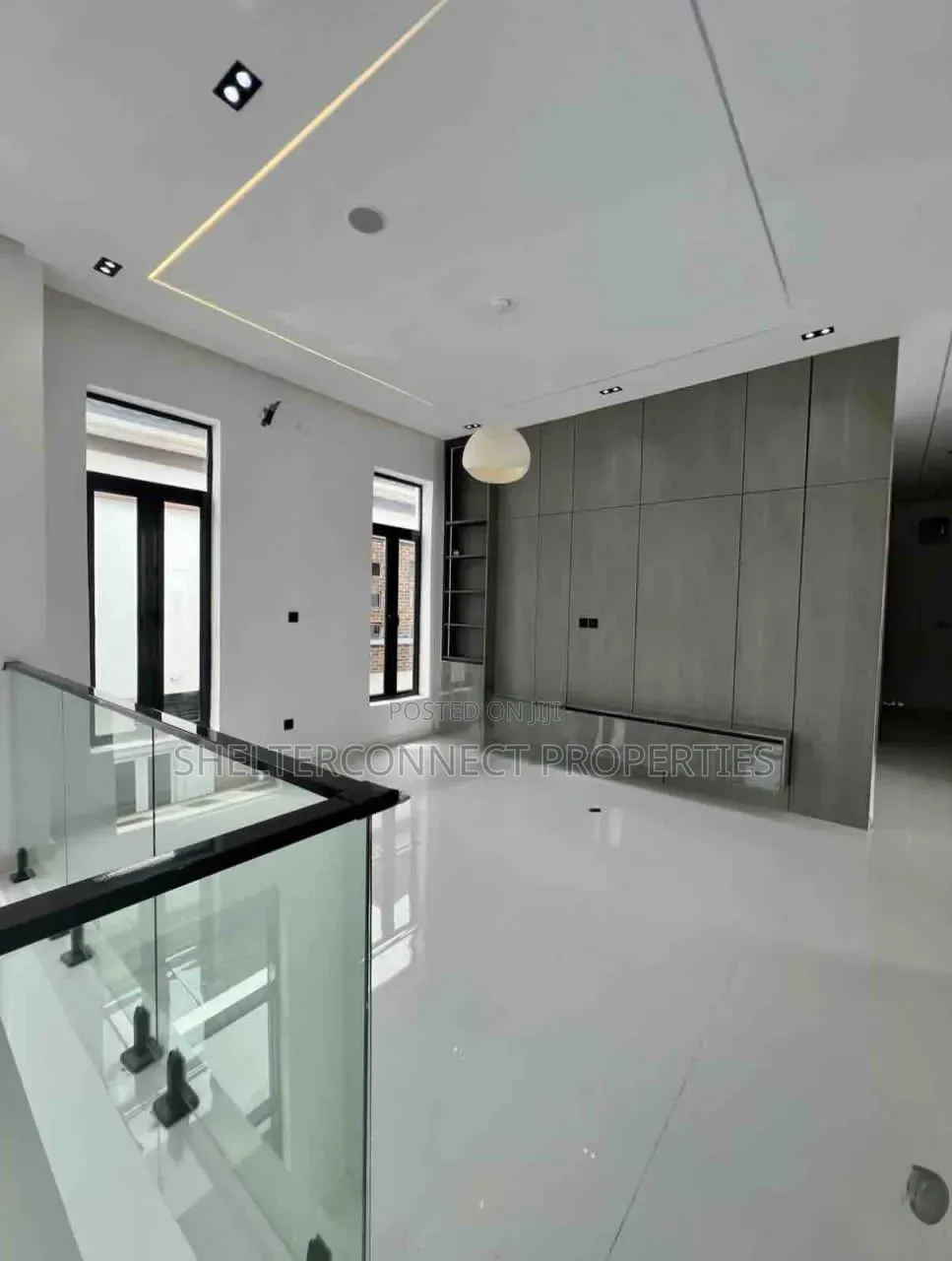 5bdrm Duplex in Lekki Expressway for sale in Lekki Expressway