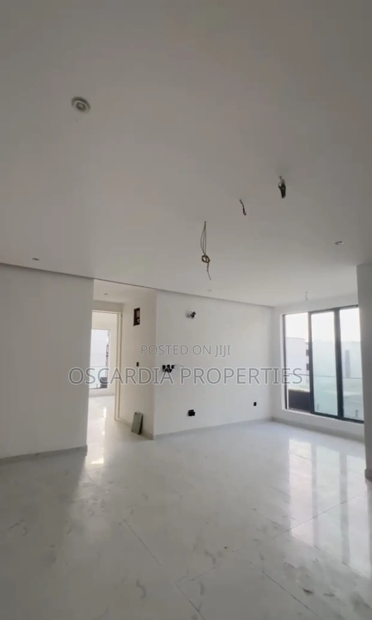 3bdrm Condo in Ikate for sale in Ikate