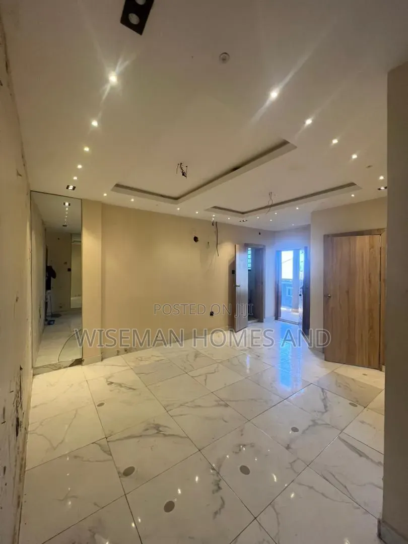 2bdrm Apartment in Ologolo Lekki for rent in Ologolo