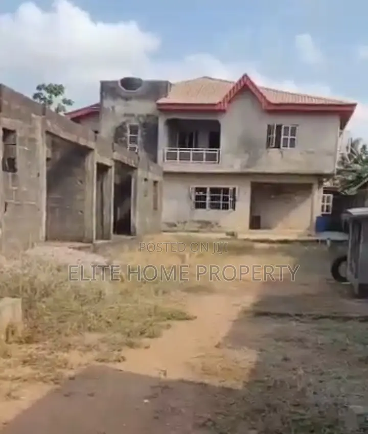 6bdrm House in Lambe, Akute Ajuwon for sale in Akute Ajuwon