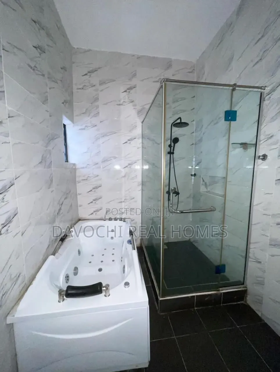 4bdrm Duplex in Lekki Phase 1 for rent in Lekki Phase 1