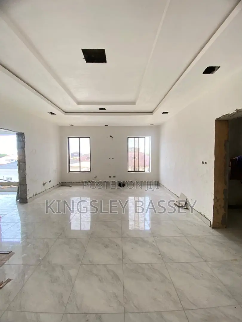 2bdrm Apartment in Lekki for sale in Lekki