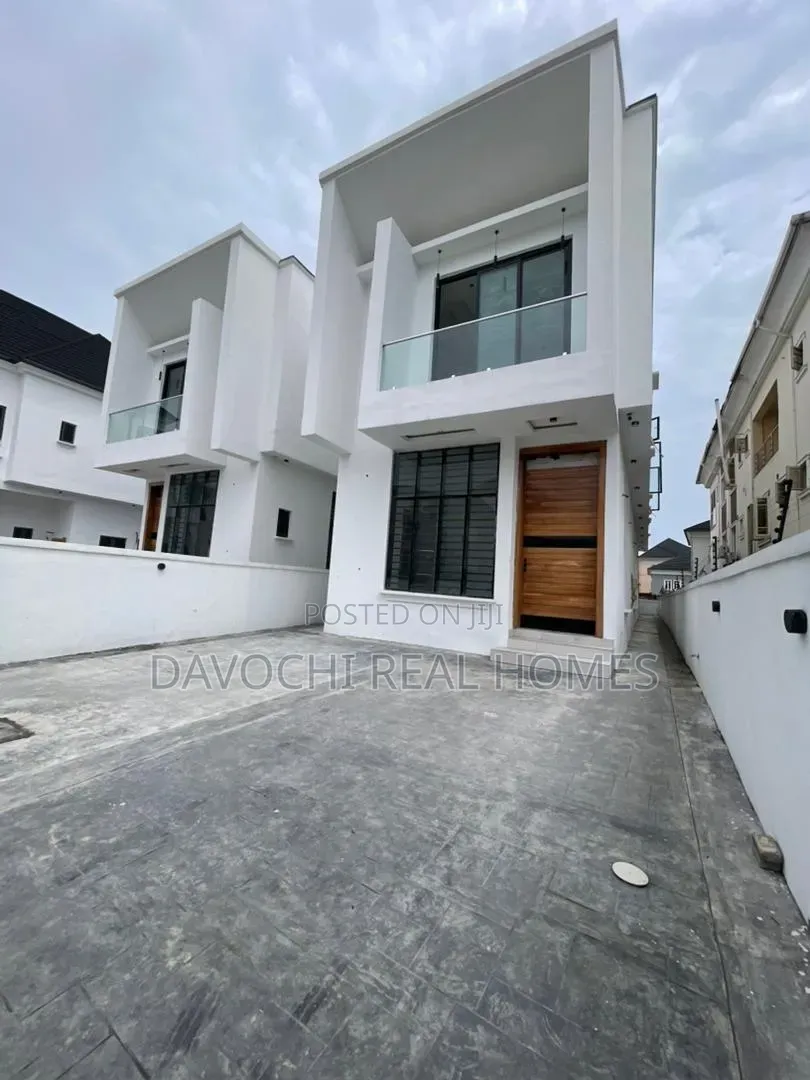 5bdrm Duplex in Osapa london for sale in Osapa london