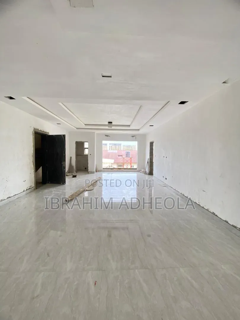 2bdrm Apartment in Lekki-Phase-1 for sale in Lekki Phase 1
