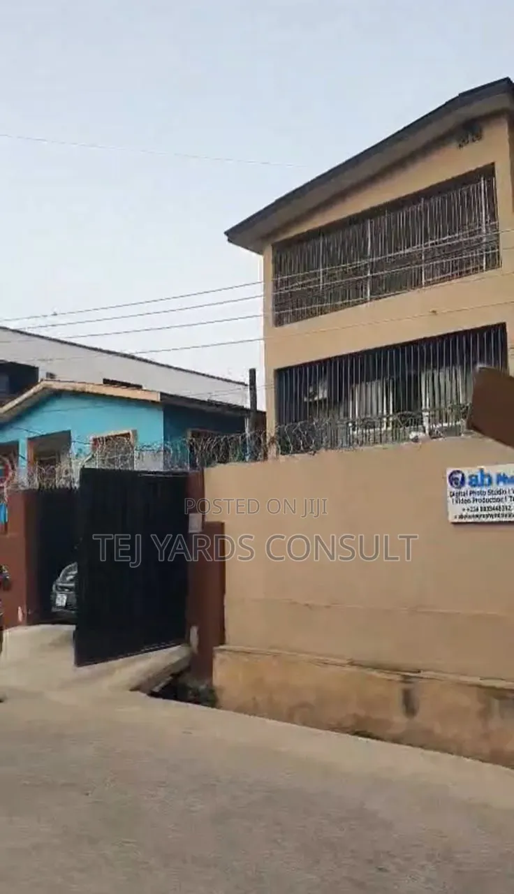 6bdrm House in Toyin Street for sale in Toyin Street
