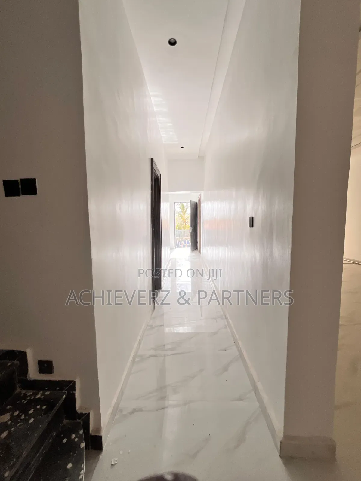 4bdrm Duplex in Apo Resettlement for sale in Apo Resettlement