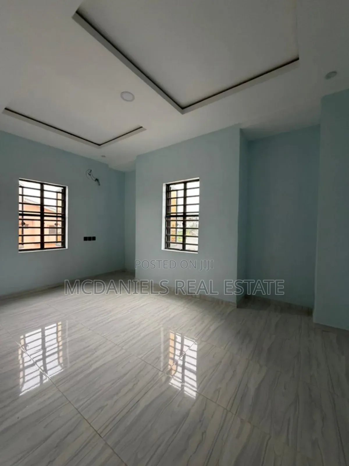 4bdrm Duplex in GRA Phase 1 for sale in GRA Phase 1