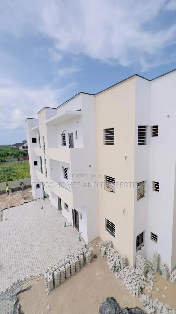 2bdrm Apartment in Abijo Gra for sale in Abijo