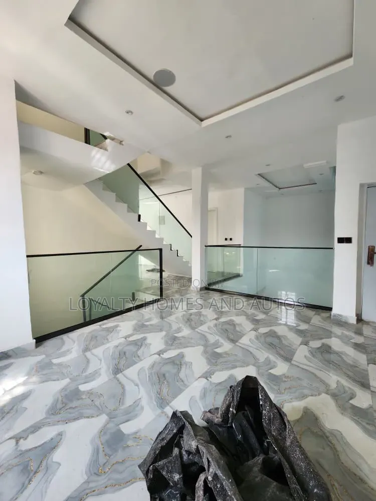4bdrm Duplex in Egbeda for sale in Egbeda