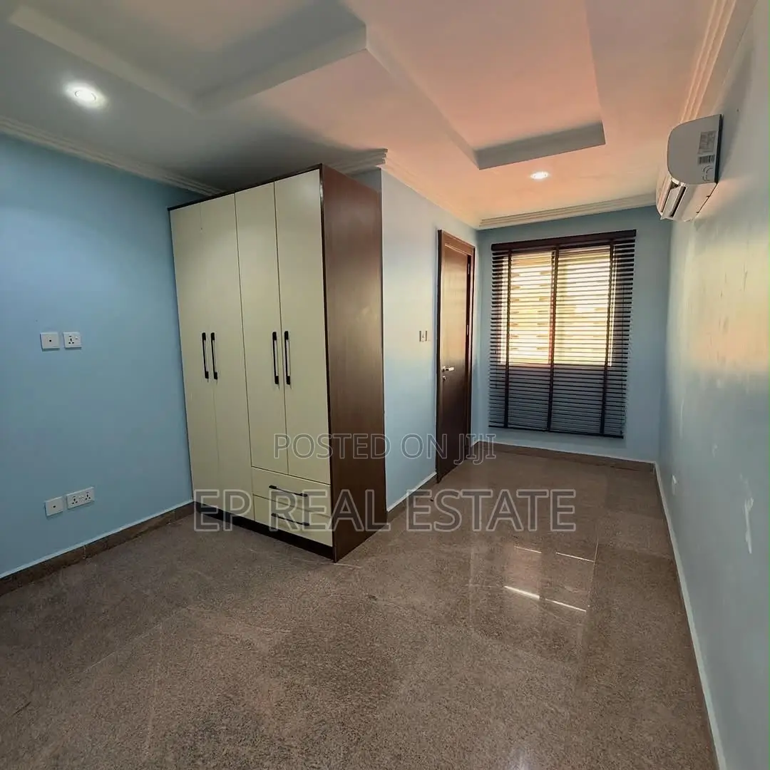 3bdrm Apartment in Garki for sale in Garki