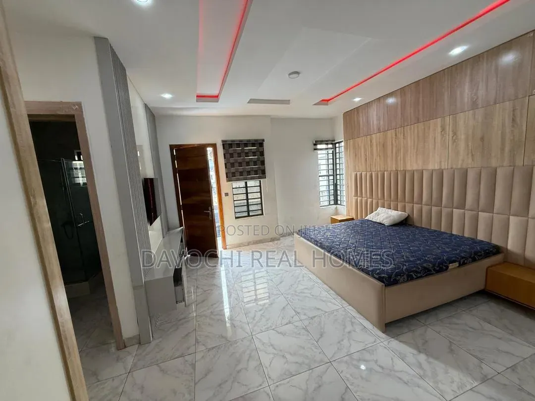 4bdrm Duplex in Lekki Phase 1 for rent in Lekki Phase 1