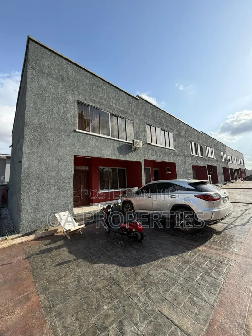 3bdrm Duplex in Ibadan for sale in Ibadan
