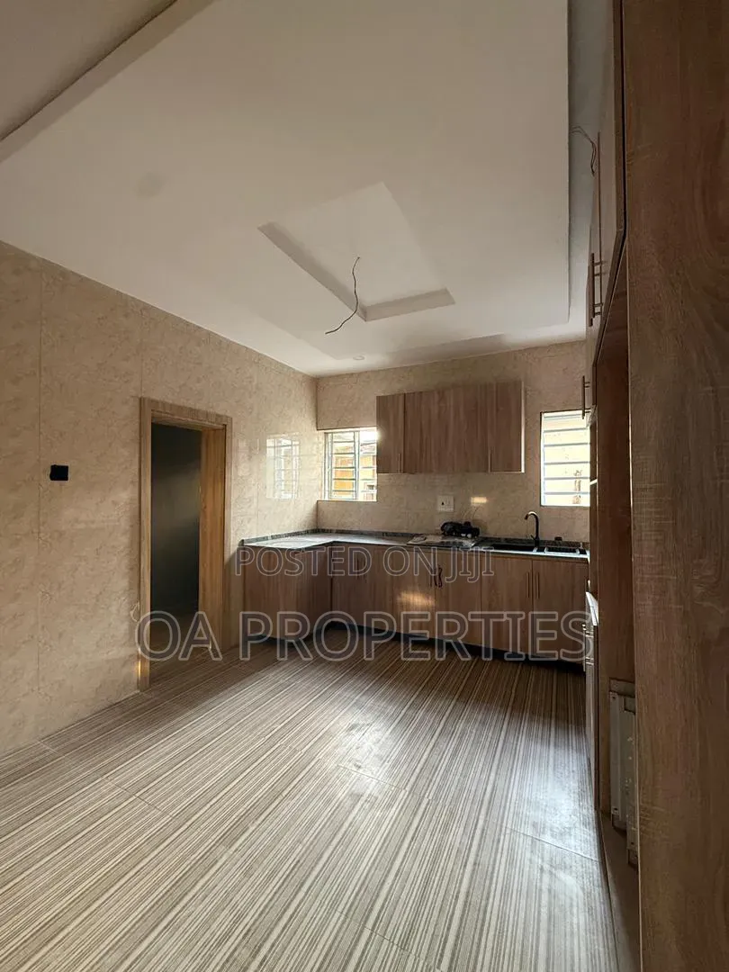 3bdrm Duplex in Ibadan for sale in Ibadan