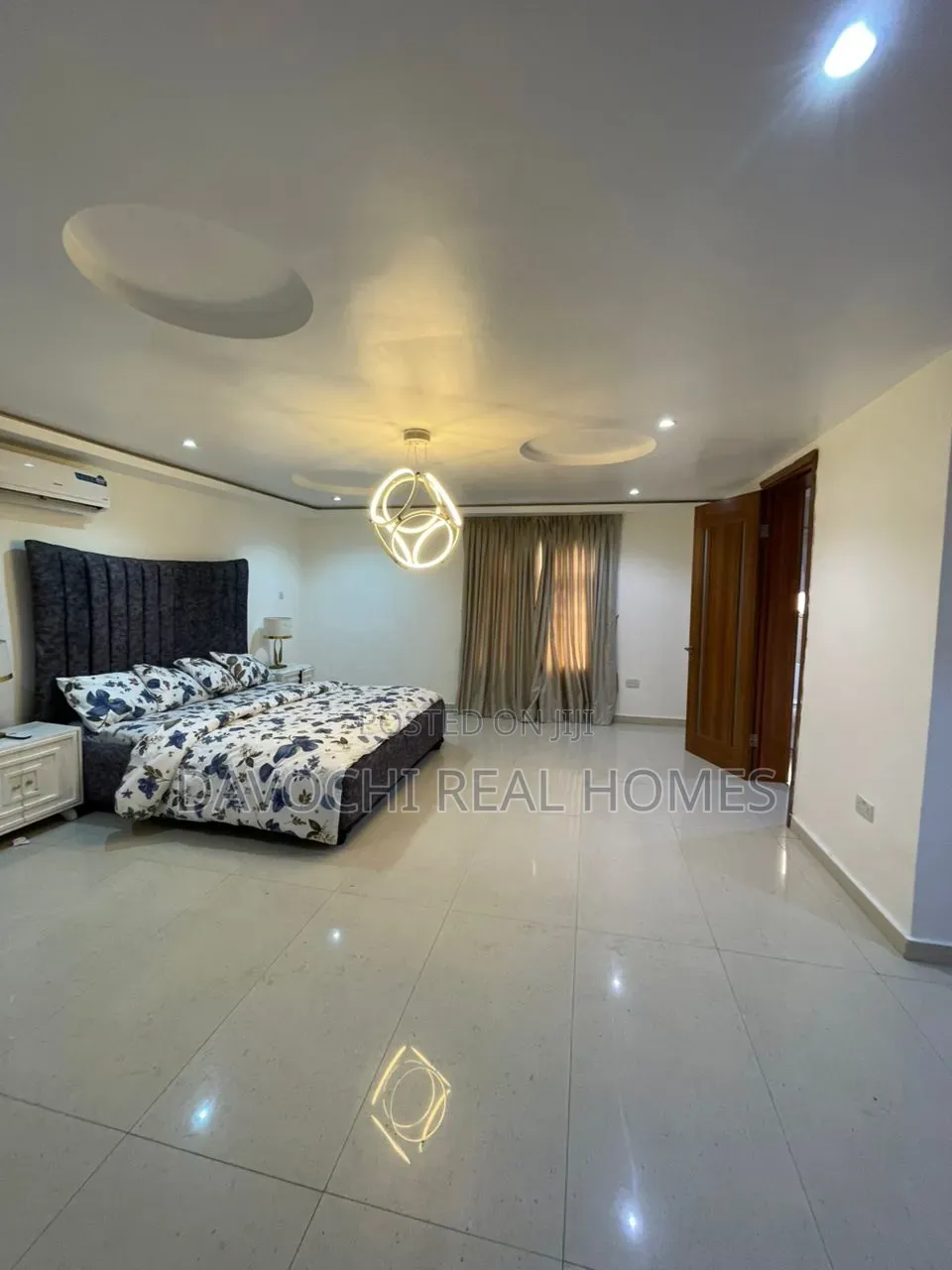 Furnished 4bdrm Apartment in Lekki Phase 1 for rent in Lekki Phase 1