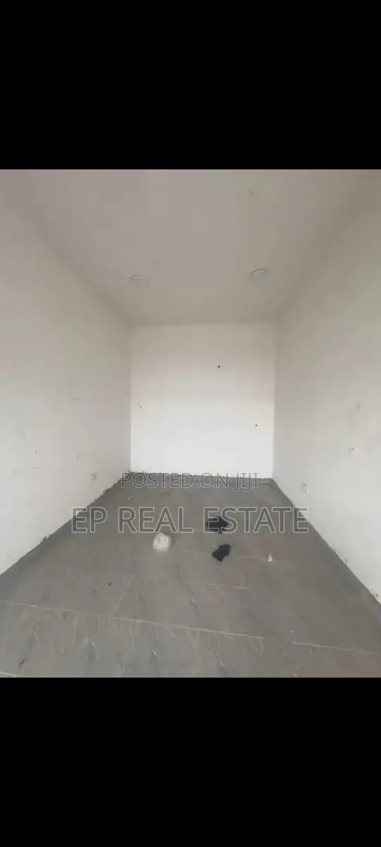 Shop Space in Wuse