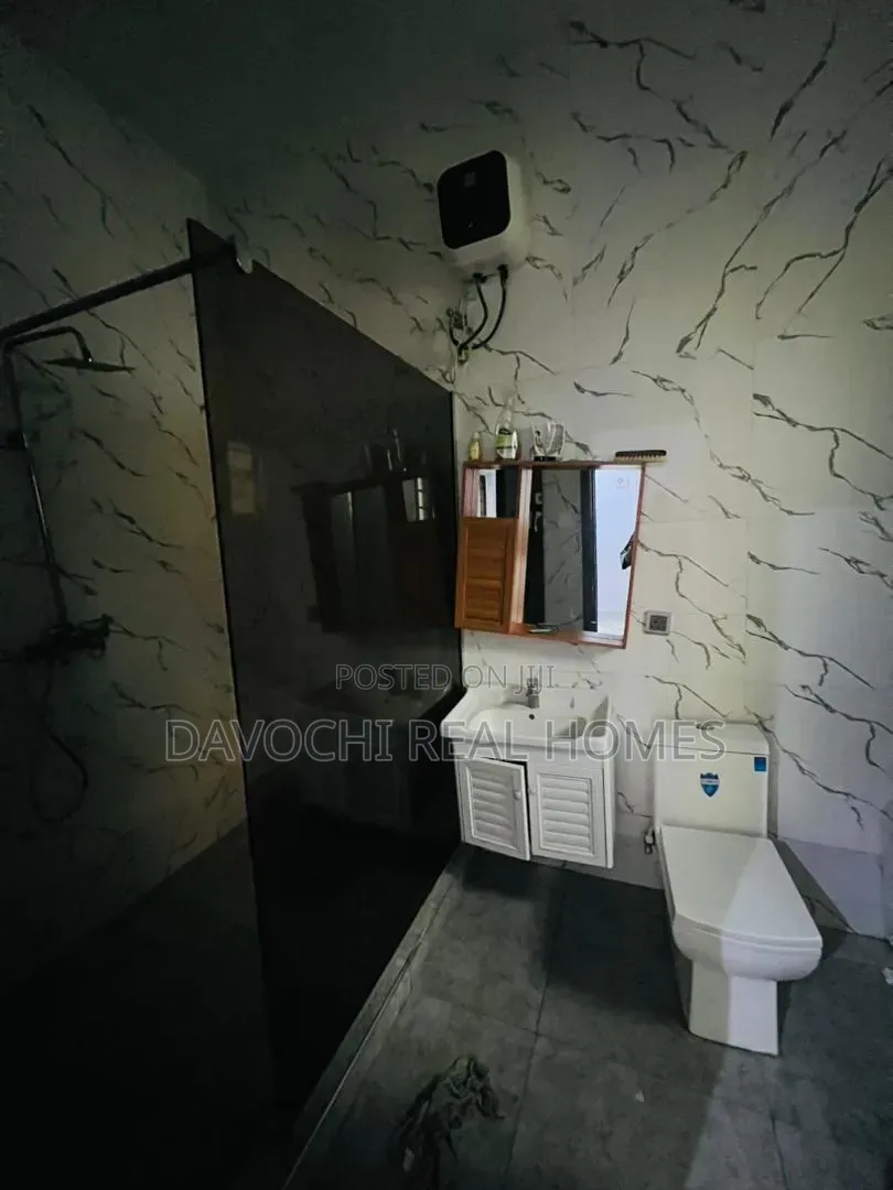 4bdrm Duplex in Lekki Phase 1 for rent in Lekki Phase 1