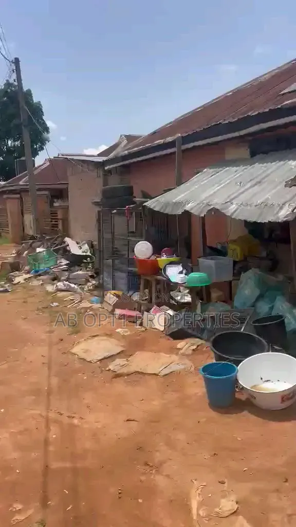 50ft by 100ft Along Egbiri/Okhuoromi Road for Sale in Benin City
