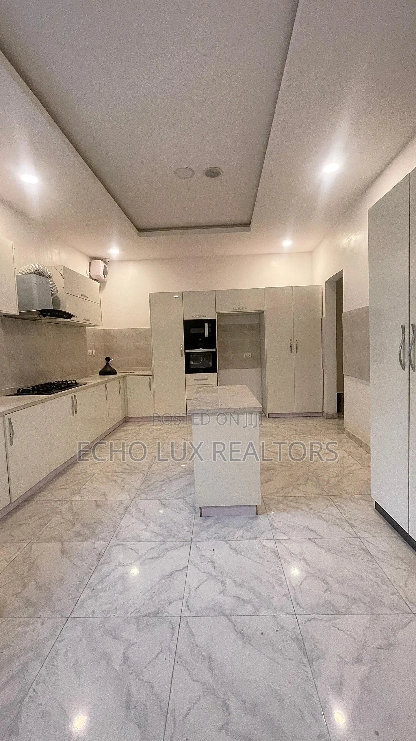 Furnished 5bdrm Duplex in Ikota for rent in Ikota