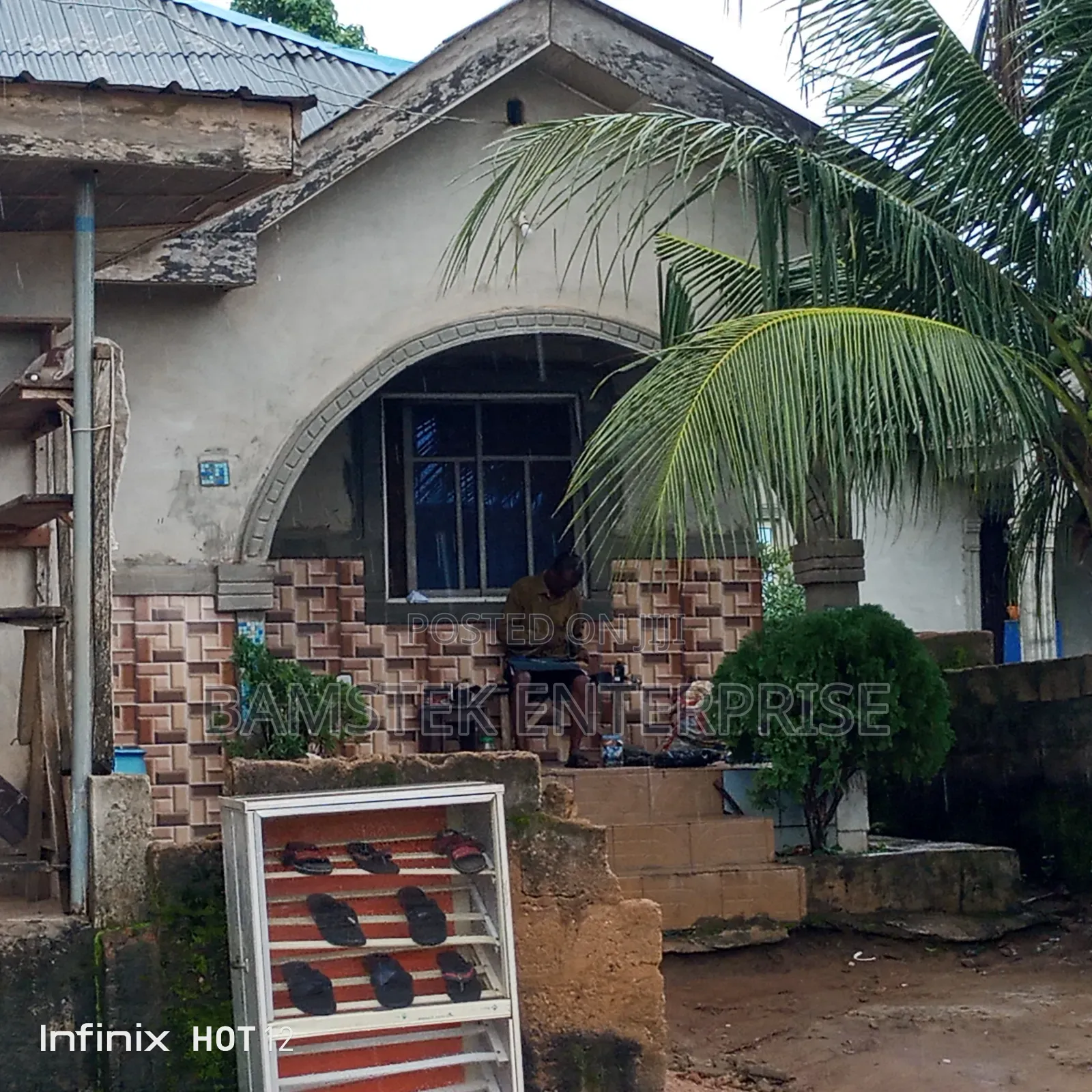3bdrm Bungalow in Ifo for sale in Ifo