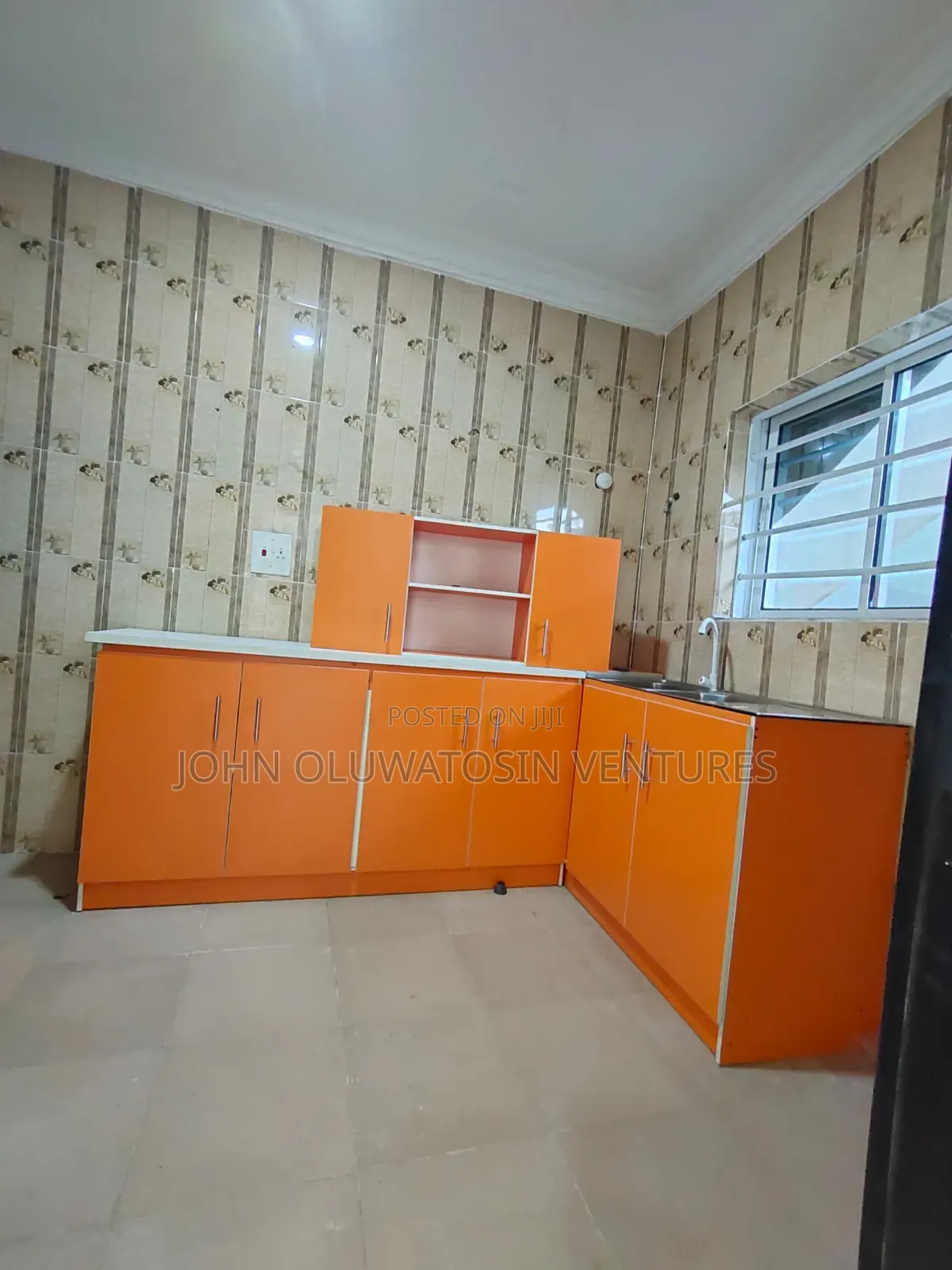 2bdrm Block of Flats in God'S City Estate, Akobo for rent in Akobo