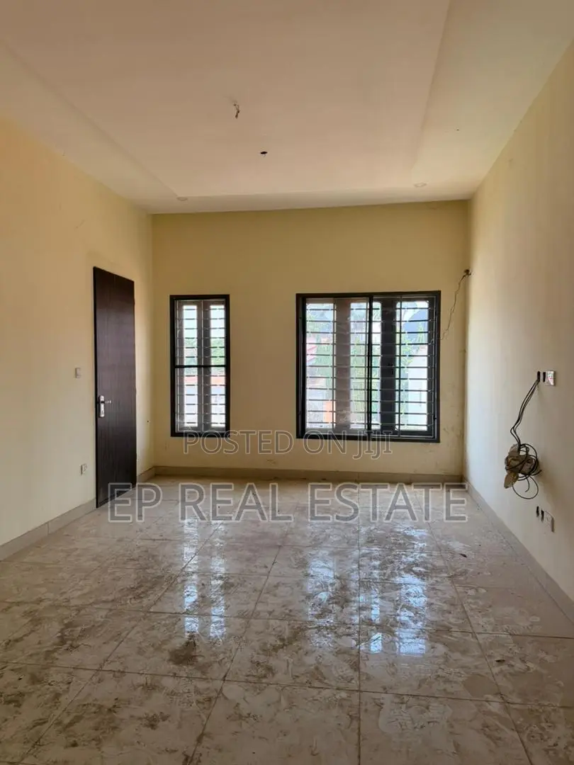 4bdrm Duplex in Maitama for sale in Maitama