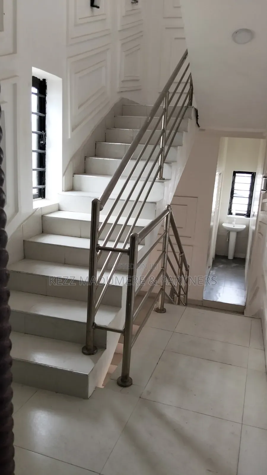 To Let : Semi Furnished 1st Floor Shop at Choba in Choba