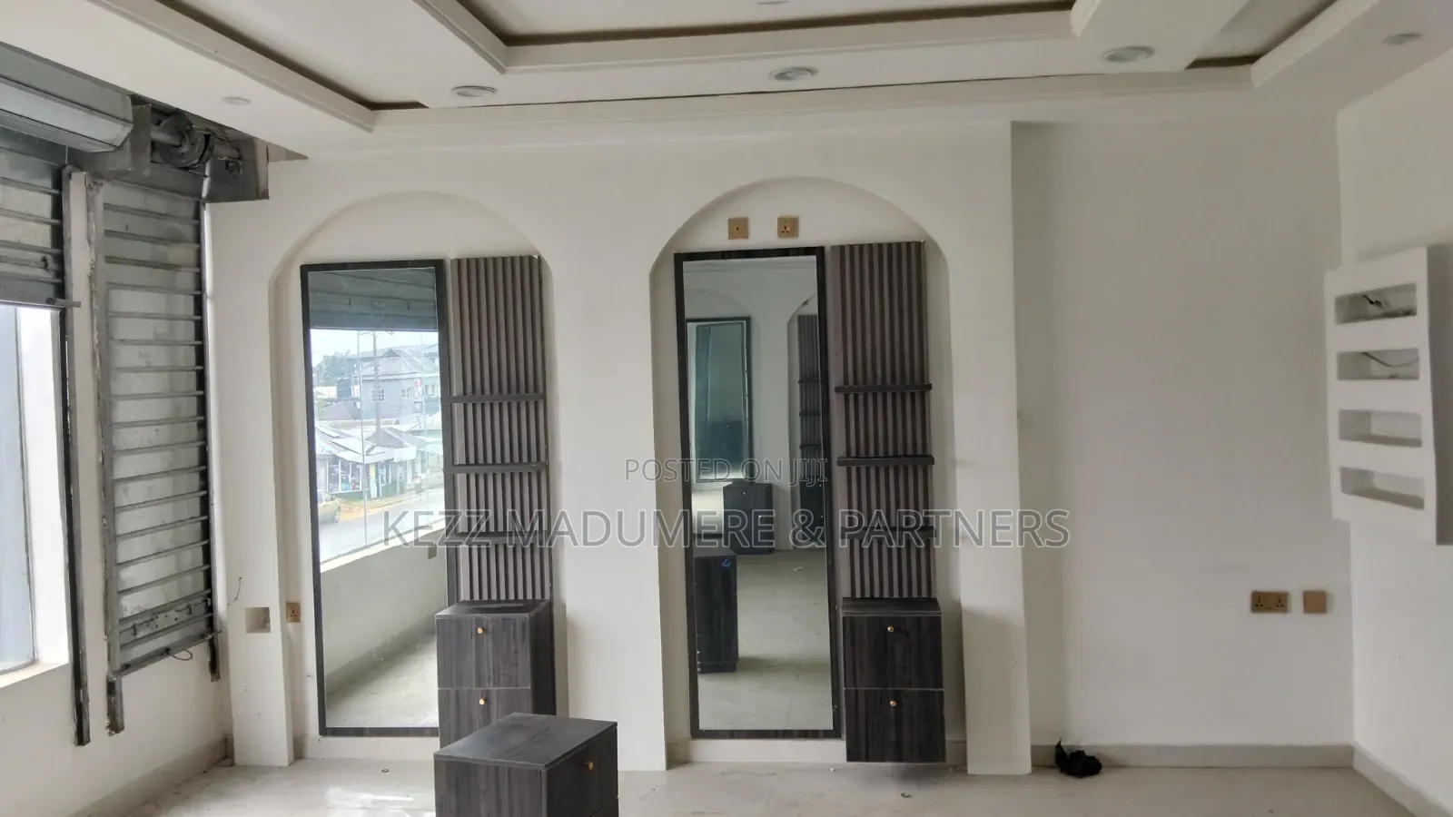 To Let : Semi Furnished 1st Floor Shop at Choba in Choba