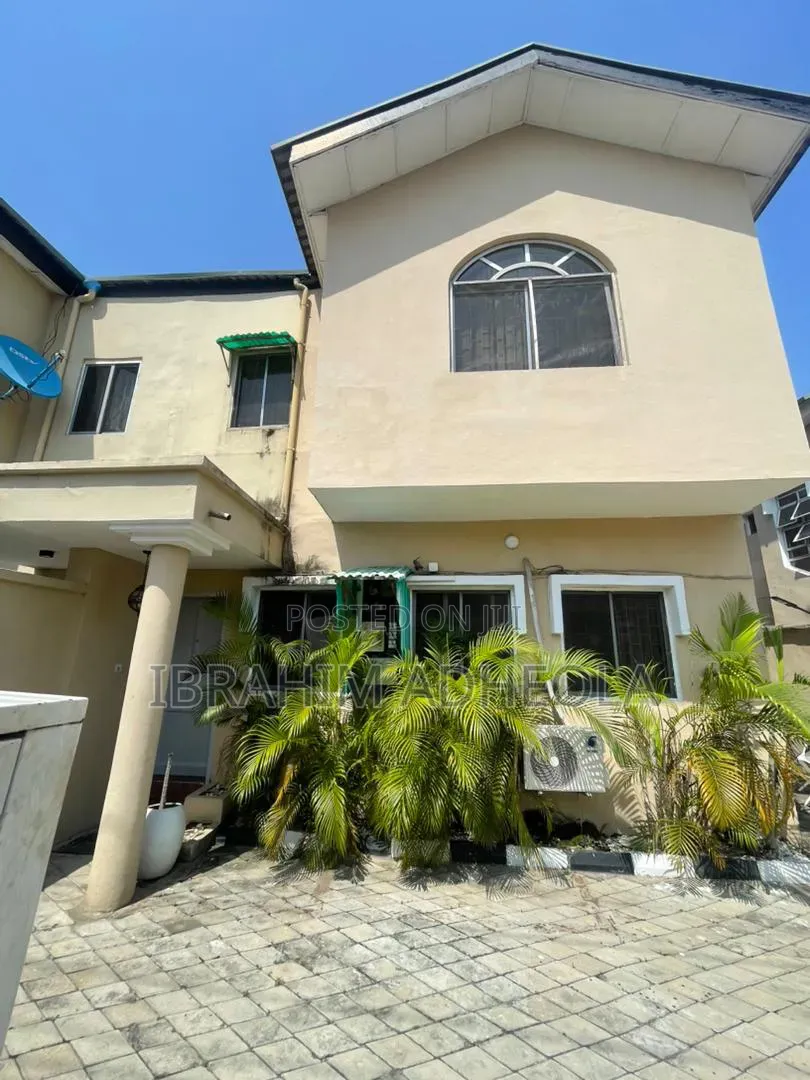4bdrm Duplex in Lekki-Phase-1 for sale in Lekki Phase 1
