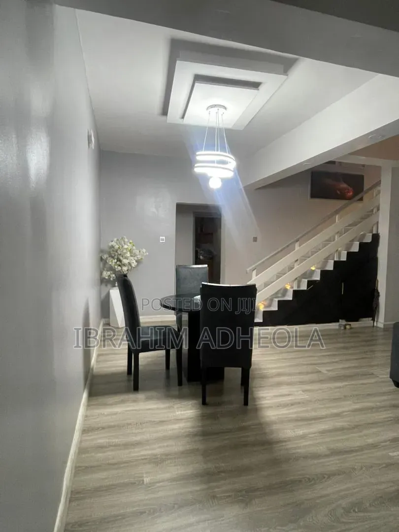 4bdrm Duplex in Lekki-Phase-1 for sale in Lekki Phase 1