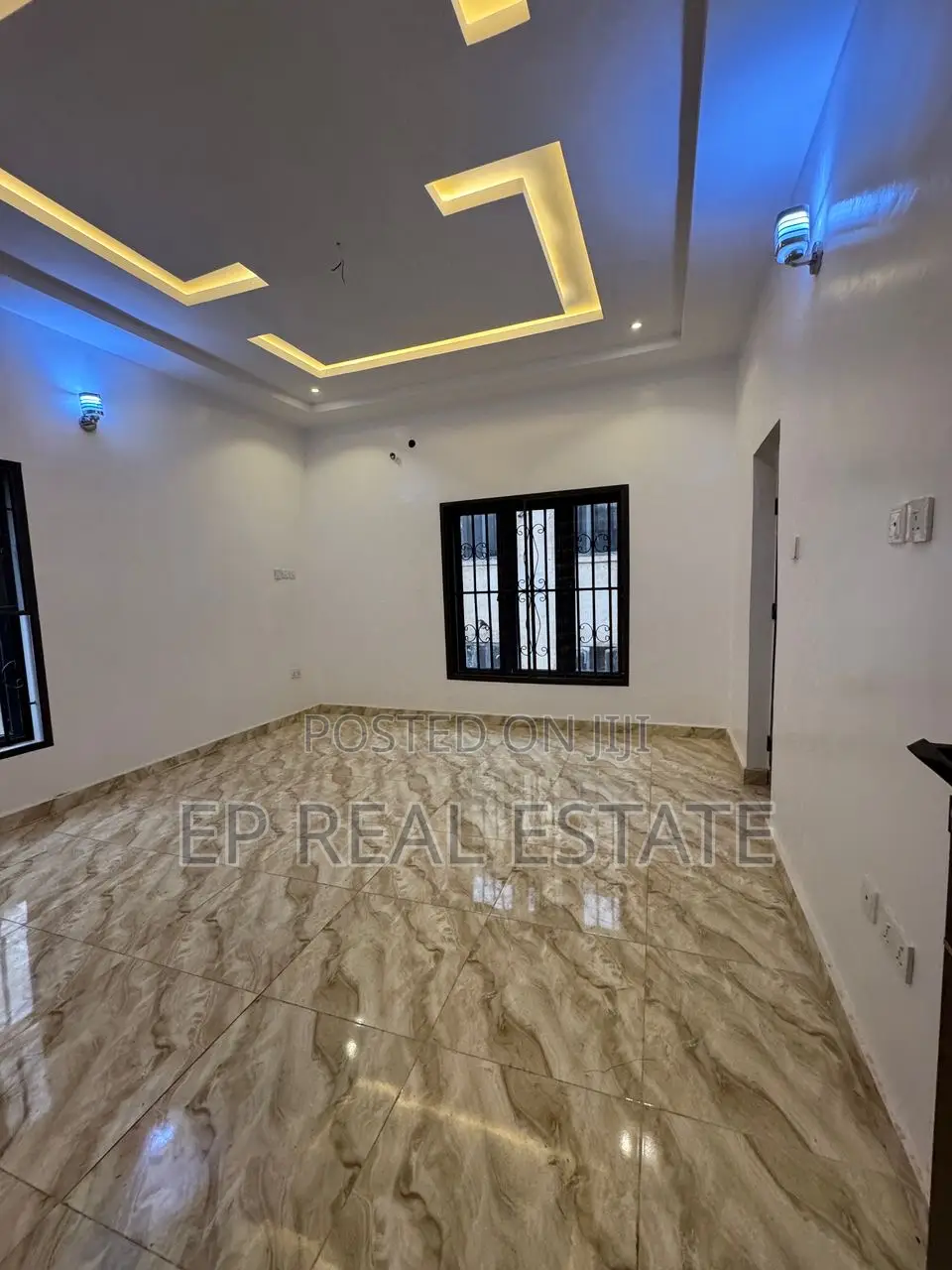 4bdrm Duplex in Apo District for rent in Apo District
